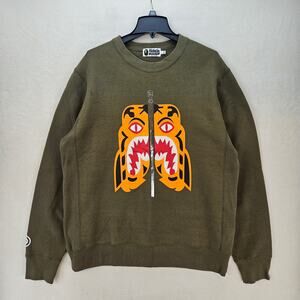 A BATHING APE AKA BAPE MEN'S XXL OLIVE GREEN TIGER CREWNECK SWEATSHIRT